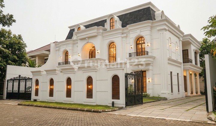 Dijual Rumah Baru Mewah Design American Classic Jatipadang Jaksel