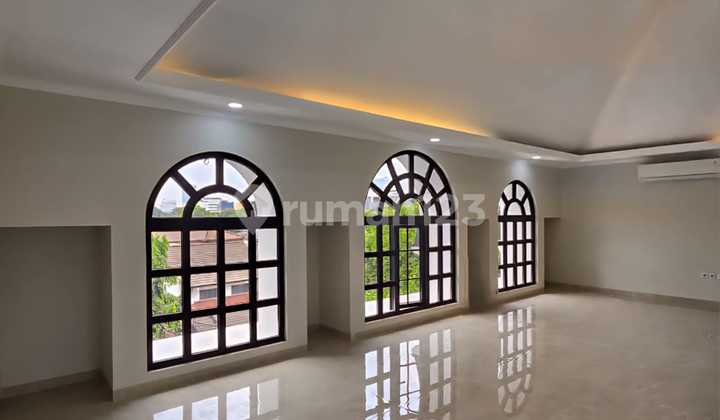 Dijual Rumah Baru Modern Classic Pakubuwono Kebayoran Baru Jaksel 2