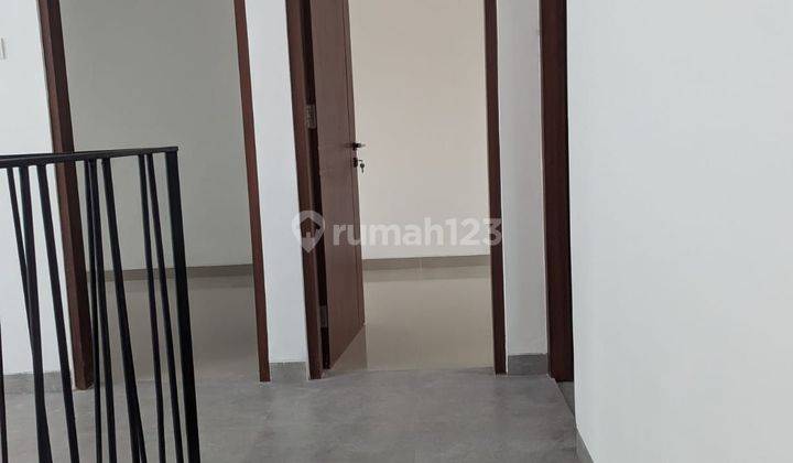 Dijual Rumah Baru Design Modern Lokasi Strategis Bintaro Tangsel 2