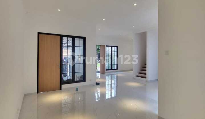 Dijual Rumah Modern Minimalis Cluster Emerald Residence Bintaro 2