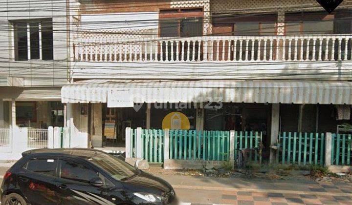 Rumah Bagus Besar Lokasi Strategis Cocok Untuk Kantor 1