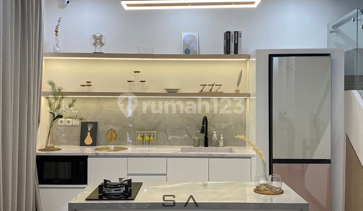 Disewakan Rumah Furnished Pik 2 Cluster Magenta Sudah Renov 2 Bedroom