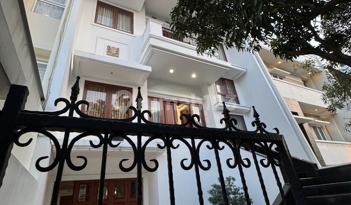 DIJUAL RUMAH MEWAH MANYAR PERMAI PIK 3,5LT 4KT READY 2