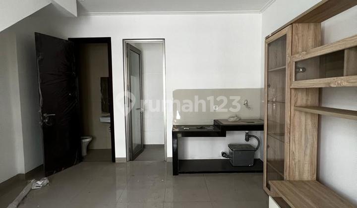 MURAH DISEWAKAN RUMAH PIK2 UK 4,5X10 SEMI FURNISH RAPIH 2
