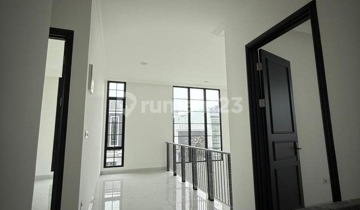 For Rent: Villa House at Pasir Putih PIK2, Size 10x20 Corner Lot, Ready. 2
