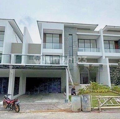 Disewa Murah Rumah Permata Hijau Residence Pik2 Uk 12X20 Kosongan 1