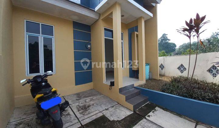 Rumah Renov Baru Dalam Komplek Dijual Harga Njop, Lahan Luas 1