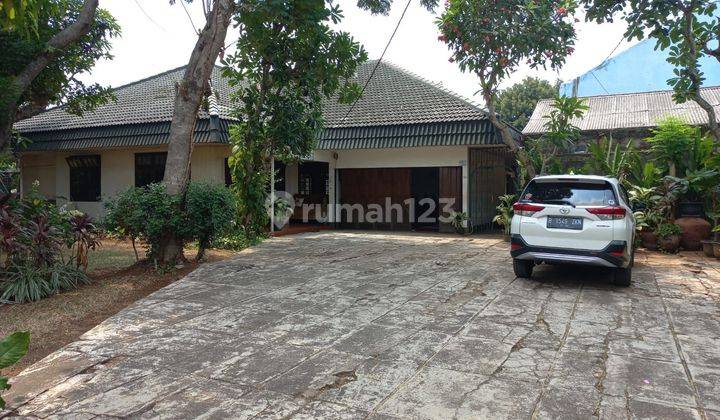 Dijual Harga Bagus, Rumah Nuansa Villa Dgn Jalan Masuk Pribadi 1