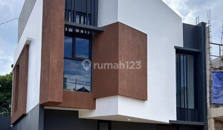 Brand new, Rumah 2 Lantai dalam cluster 1