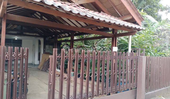 Rumah hitung tanah lokasi bagus untuk kantor atau cafe 1