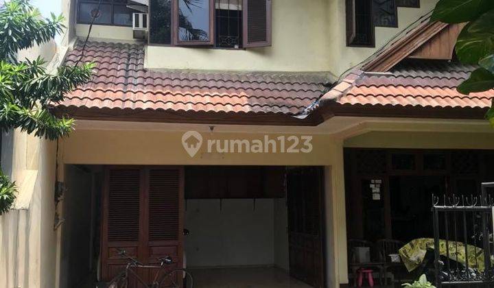 Rumah 2 Lantai 5 Kamar Siap Huni Di Area Hijau Sangat Asri  2