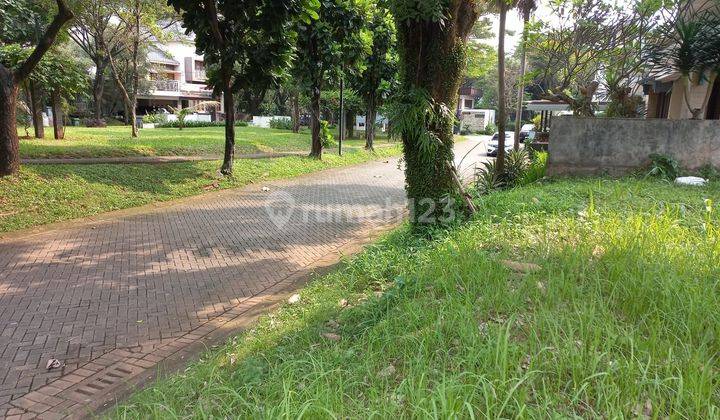 Kavling Tanah 255 m² hadap taman di kebayoran garden 2