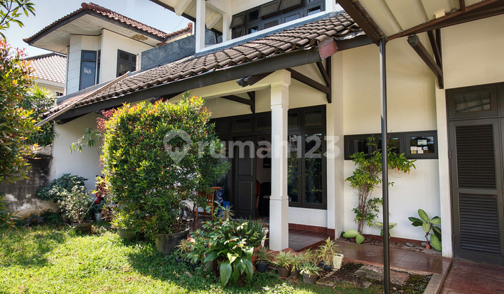 Jarang Ada! Komplek Premium, Jalan 3 Mobil, 300M2 Best Deal! Jarang Ada! Komplek Premium, Jalan 3 Mobil, 300M2 Best Deal!