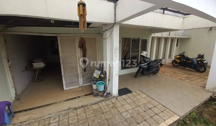 Jual Murah! Rumah Hitung Tanah Di Legoso, Butuh Renovasi. 1