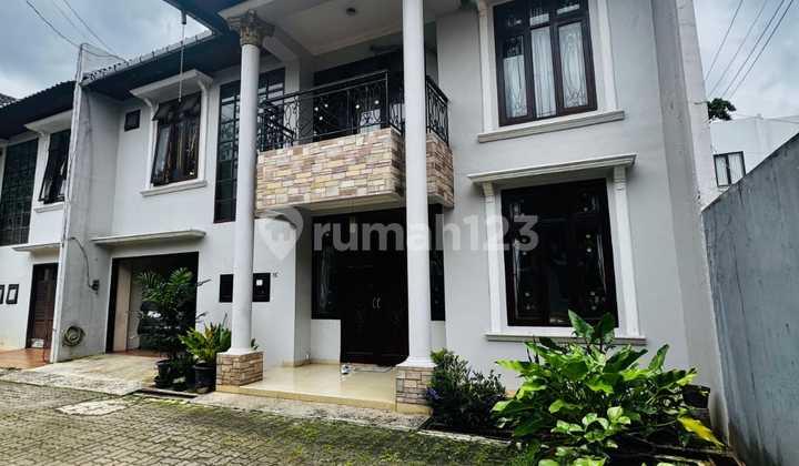 Pondok Labu House Strategic Location, Negotiable Price! Pondok Labu House Strategic Location, Negotiable Price!