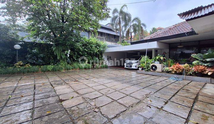 Rumah Hitung Tanah Di Lokasi Premium Kemang Utara 1