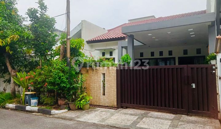 Ready-to-Occupy House in a Safe and Comfortable Complex 2