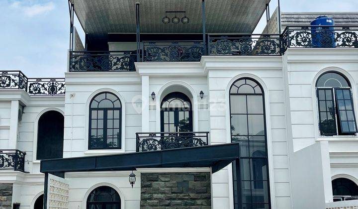 Dijual Rumah Mewah Klasik Eropa Dekat LRT Cibubur Start 900 JT-an Free Biaya-Biaya