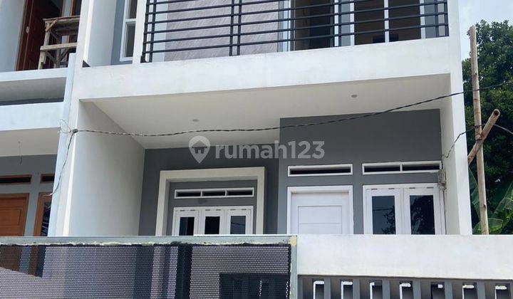 DIJUAL RUMAH 2 LANTAI MODERN BEBAS BANJIR DI ANGKASA PURI 1