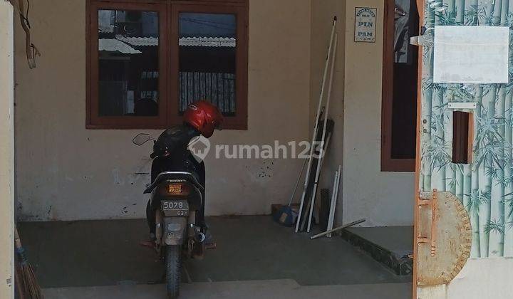 Rumah 2 lantai dekat area pergudangan dan bandara di Jalan raya perancis, perumahan griya dadap 1