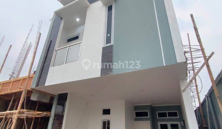 Rumah Mewah Dijual Super Strategis di Pisangan Jakarta Timur  2