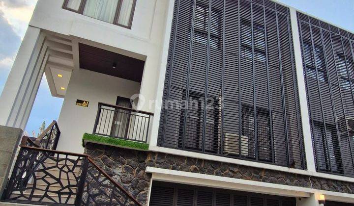 Rumah Townhouse di Jln Kalimanggis Cibubur 3 Lantai Mewah 2