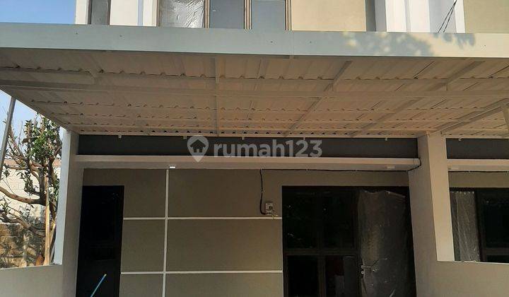 Rumah Mewah Dijual di Dalam perumahan Jatiranggan 900 Jutaan Baru 2