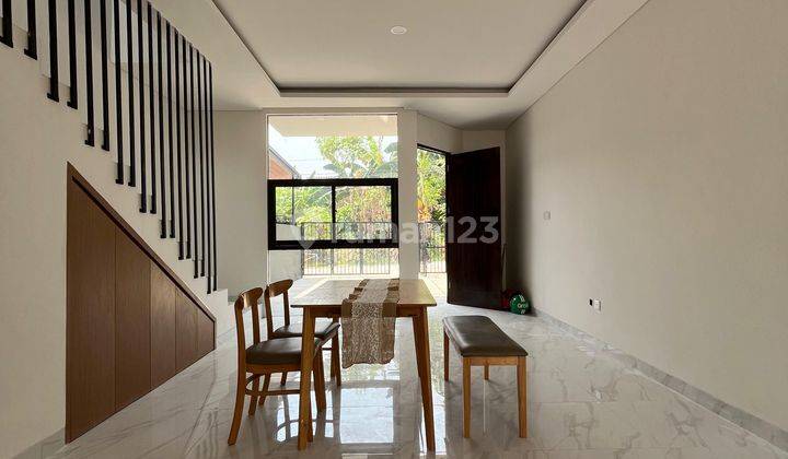 Rumah  Modern 2 Lantai Tanah Luas 800 Jutaan Di Jati Asih 2