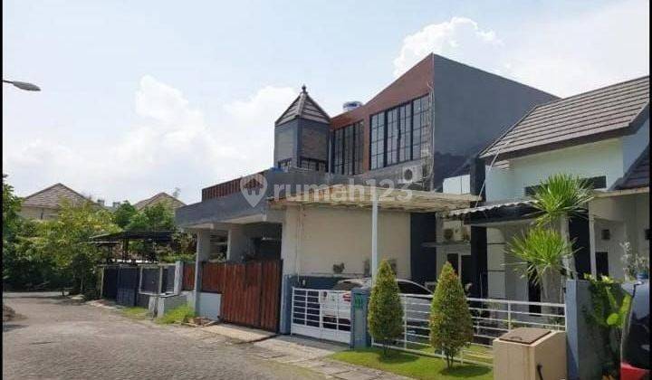 Rumah 2 lantai lokasi strategis area rungkut 2