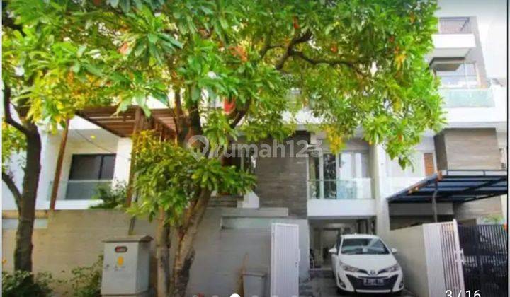 Dijual Rumah Mewah 3 Lantai di Villa Pondok Indah, Jakarta Selatan Dalam Cluster SHM 1