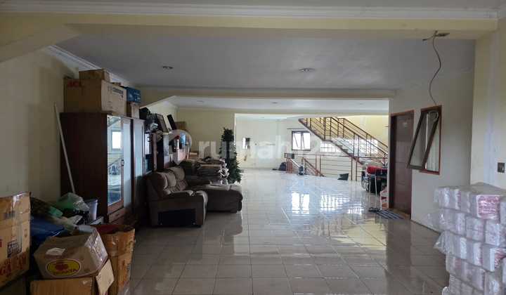 For Sale: Mainroad Shop House on Jl. Lengkong Besar, Bandung 1