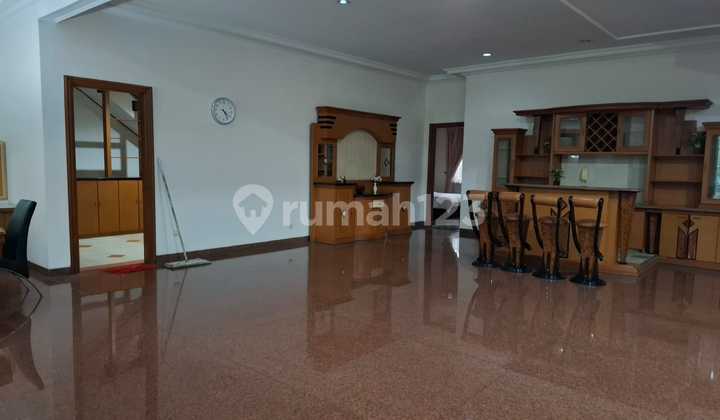 Di Jual Rumah Rasa Villa di Setiabudi Regency Bandung 2