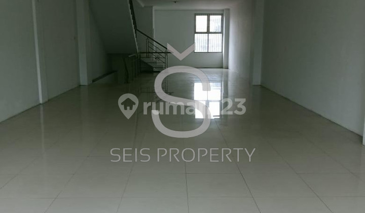 For Rent: Ready-to-Occupy Shop House in Pasirkaliki, Bandung City