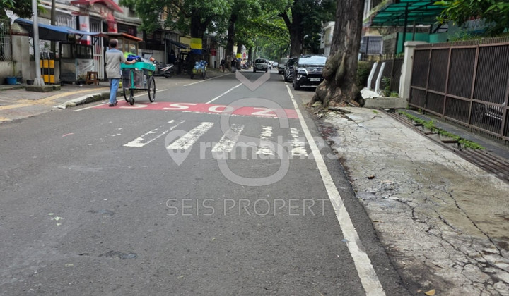 DIJUAL RUMAH HITUNG TANAH SAYAP CIBADAK KOTA BANDUNG