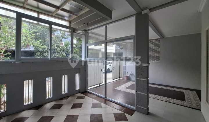 Di Jual Rumah Siap Huni Antapani Bandung