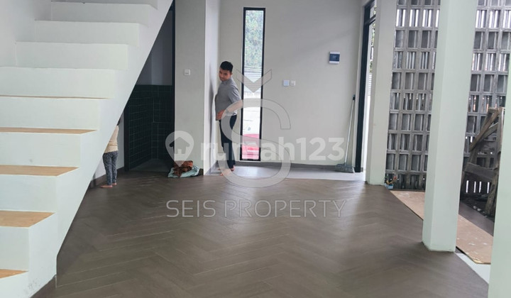 FOR SALE READY-TO-OCCUPY HOUSE ON JL BUKIT INDAH, WEST BANDUNG