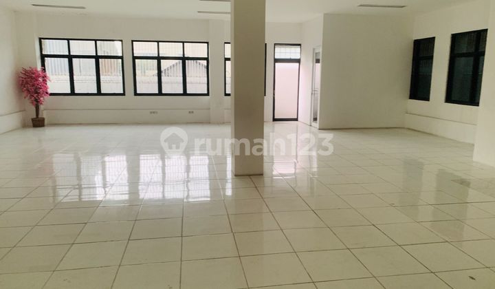 For Rent: Building Suitable for Office, Main Road, Lengkong Bandung