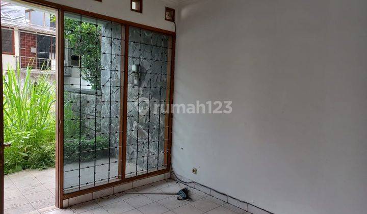 Di Jual Rumah di Komplek  Setraduta Permai Bandung 1