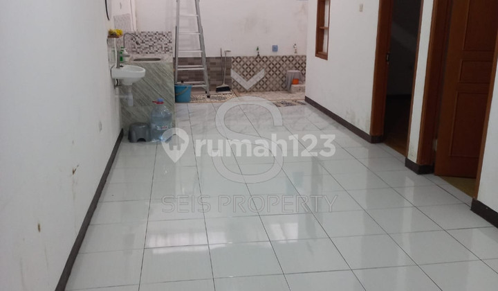 FOR SALE, READY-TO-OCCUPY HOUSE IN TAMAN CIBADUYUT INDAH, BANDUNG 2