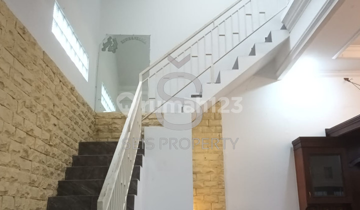 Disewakan Rumah Siap Huni di Kota Baru Parahyangan Bdg Barat 2