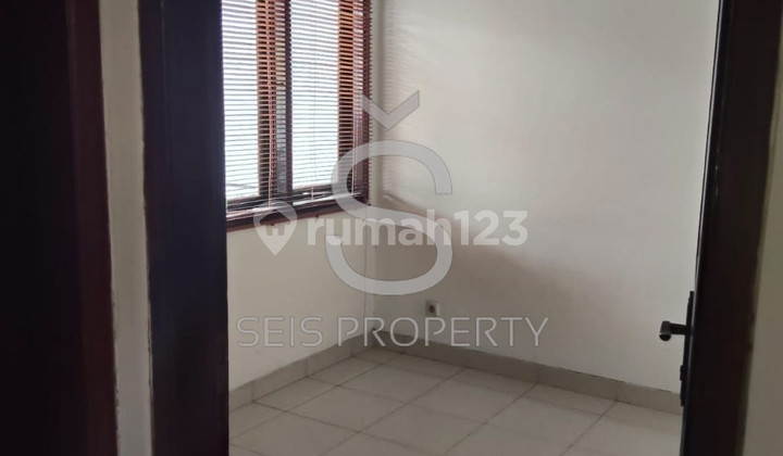 Dijual Rumah Tinggal 2 Lantai di Dakam Komplek Margahayu Raya Bandung Dijual Rumah Tinggal 2 Lantai di Dakam Komplek Margahayu Raya Bandung