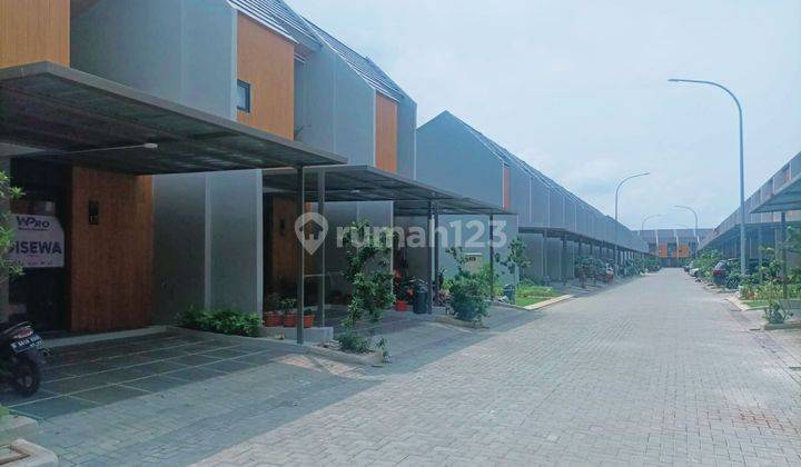 Disewa murah, rumah baru full furnish & full elektronik di grand wisata  2