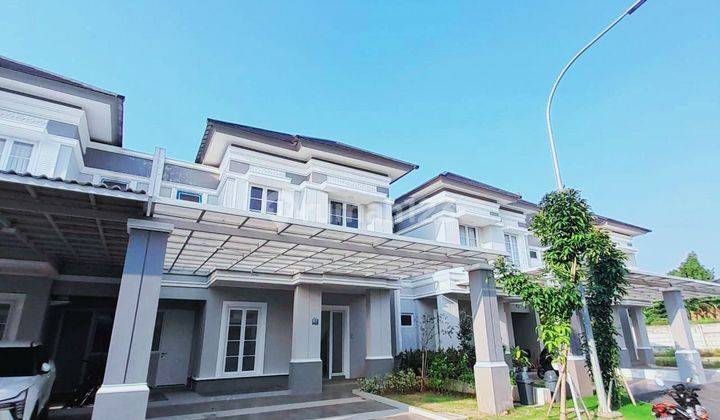 Disewa Rumah Mewah Fasilitas Swimming pool, selangkah ke mall living world  1