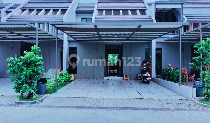 Di Jual Cepat Rumah Bagus View Danau, Harga Dibawah Pasaran.