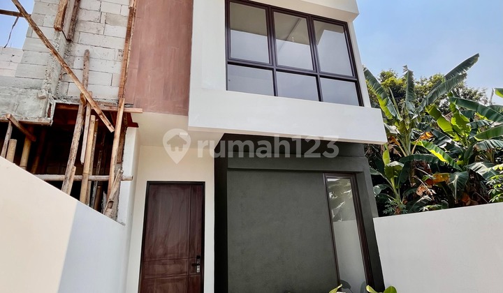 Rumah Siap Huni Tanah Super Luas dengan Konsep Layout Yang Unik