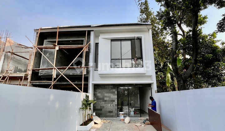 Rumah Modern Ready dengan Tanah Luas 900 Jutaan dekat pintu Tol