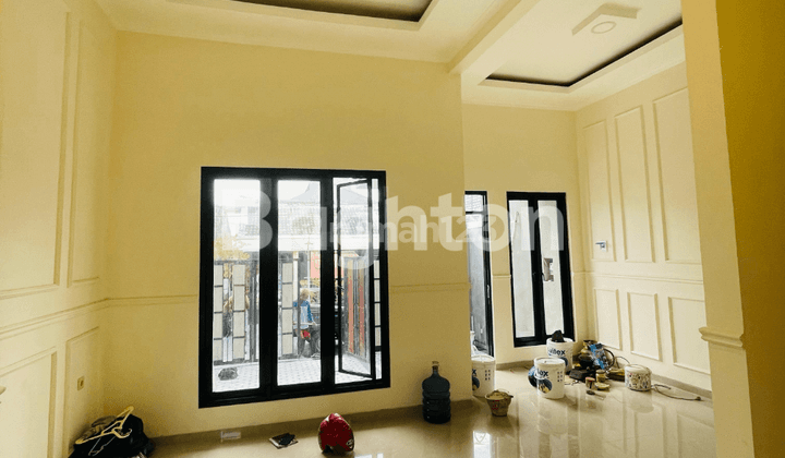 RUMAH 2 LANTAI LEBAR 7 SELANGKAH KE CITRALAND SURABAYA BARAT 2