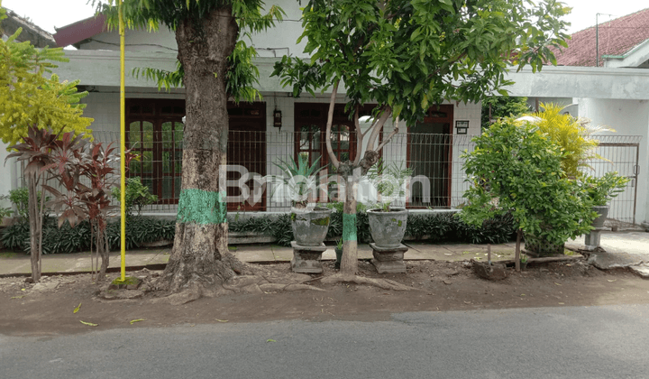 RUMAH LEBAR 11 LOKASI DEKAT NGANJUK KOTA 1