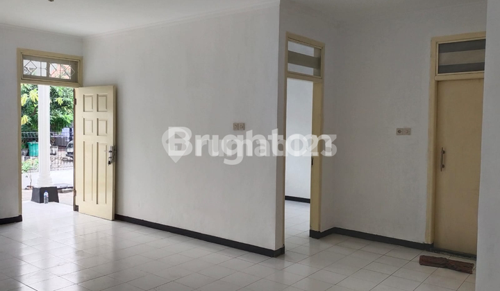 Rumah Strategis Ykp Pandugo, 3kt, Selangkah Ke Universitas Terbuka 1