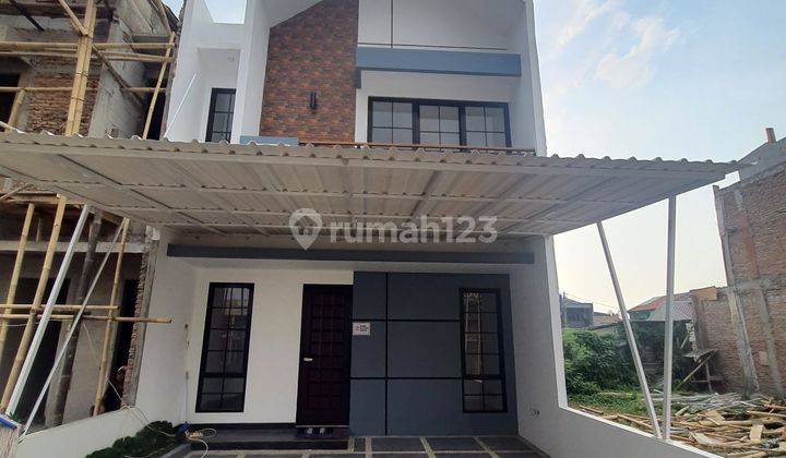 Rumah 2 Lantai Shm Baru Di Ciracas Cibubur Jakarta Timur 1